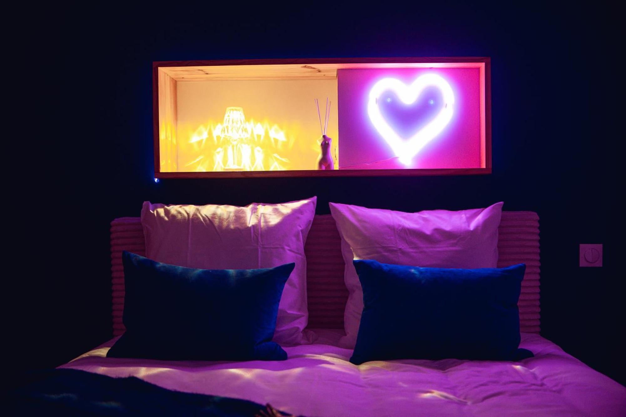 French Klss - Love Room By Prim0 C0Nciergerie Клермон-Ферран Екстер'єр фото